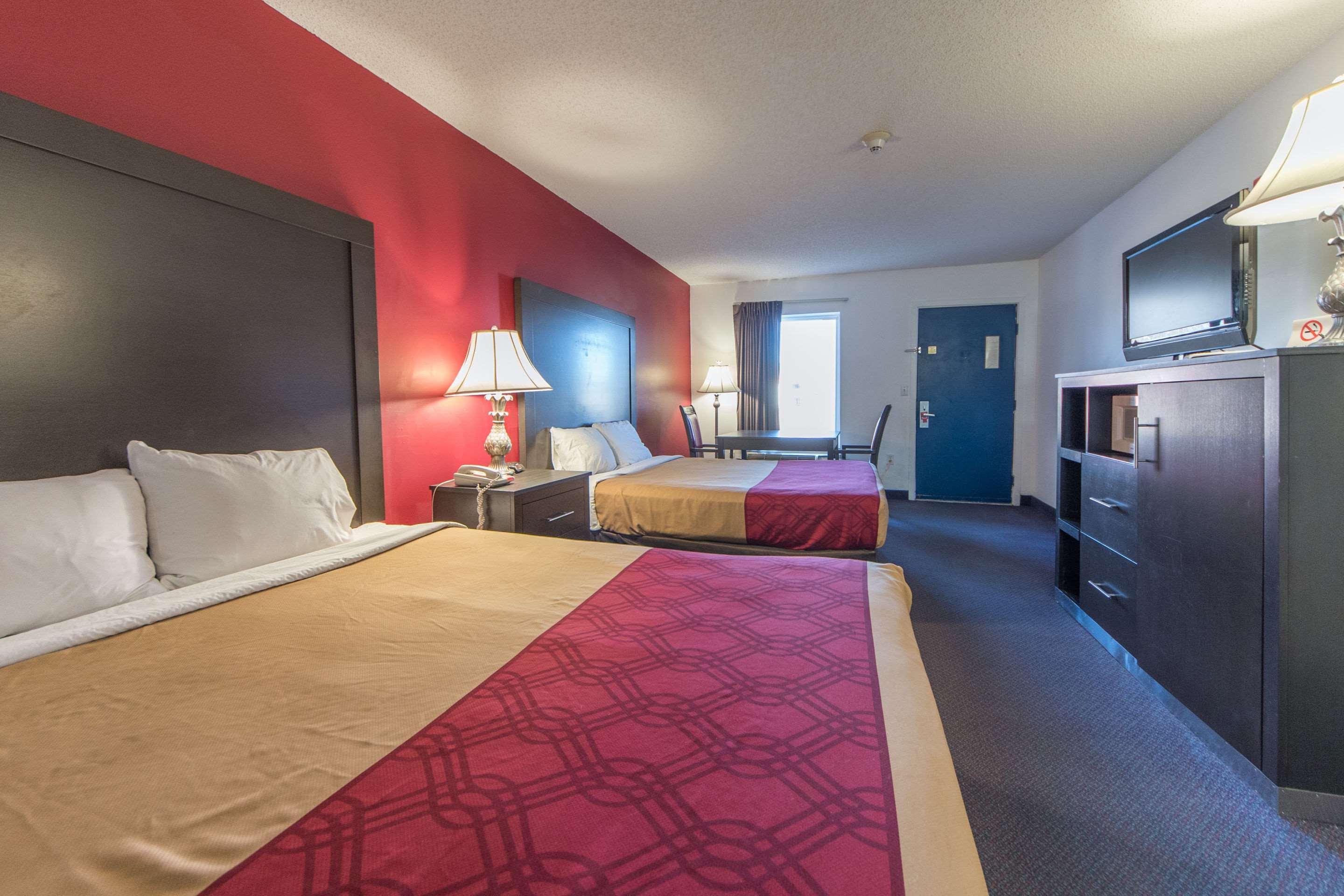 Econo Lodge Ruther Glen Buitenkant foto