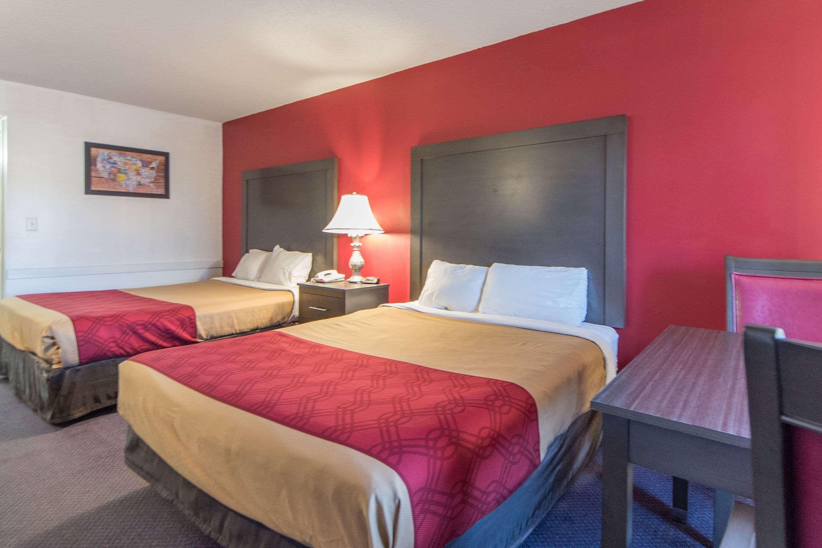 Econo Lodge Ruther Glen Buitenkant foto